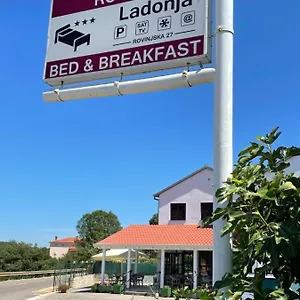 Bed & Breakfast Ladonja Bb Rooms, Family Run, Rovinjsko Selo