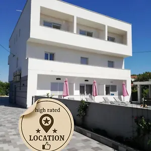 **** Maison d'hôtes Apartmant & Rosa Medulin Croatie